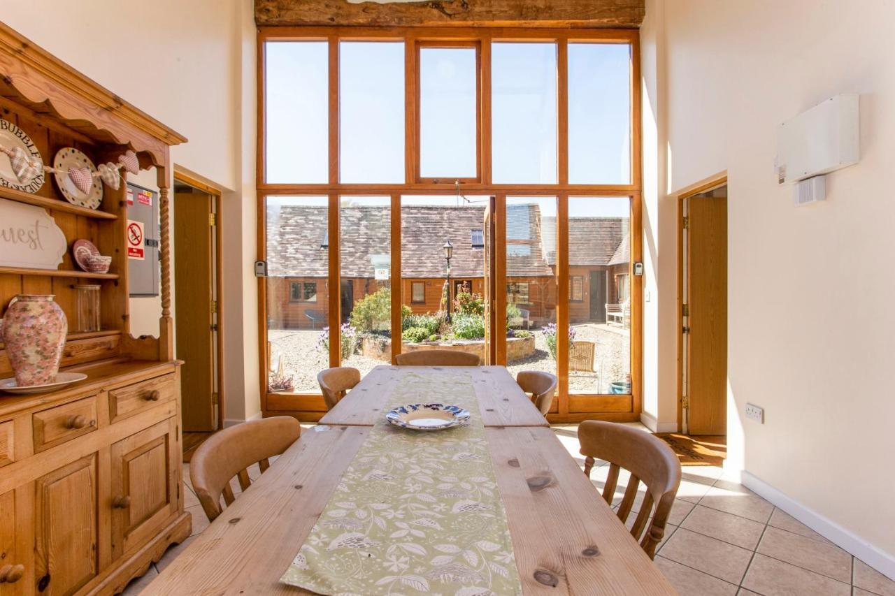 Bridge Farm Holiday Cottages Honeybourne Εξωτερικό φωτογραφία