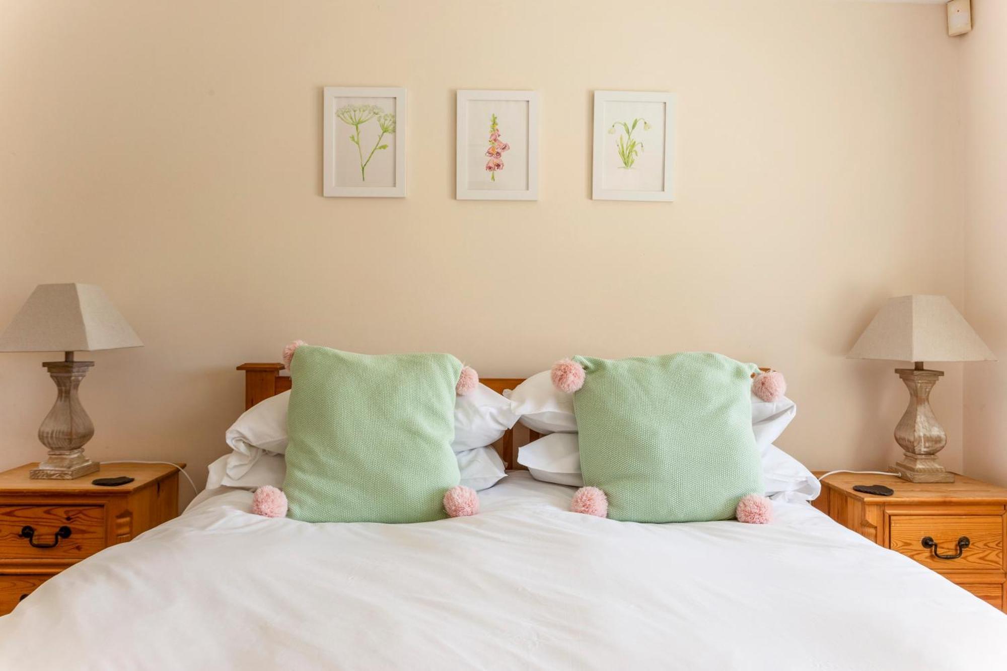 Bridge Farm Holiday Cottages Honeybourne Δωμάτιο φωτογραφία